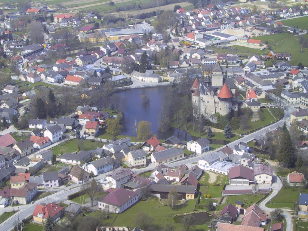 Pension & Reitstall Inghofer Heidenreichstein Exteriör bild
